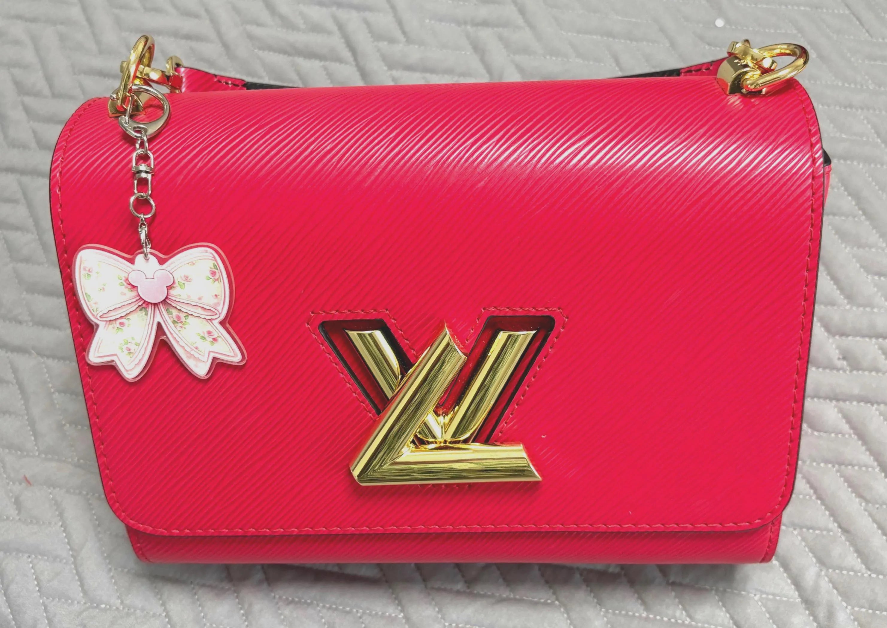 Pixie Garden Bow Pocket Charm