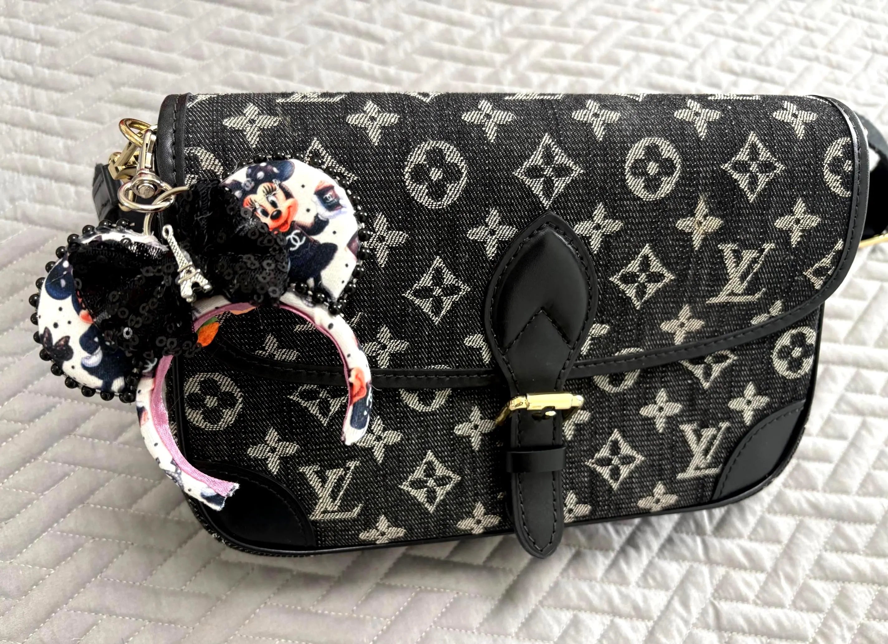 Midnight Elegance Mini Ear Keychain & Bag Charm