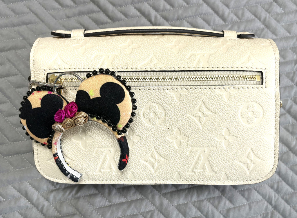 Metropolitan Luxe Mini Ear Keychain & Bag Charm
