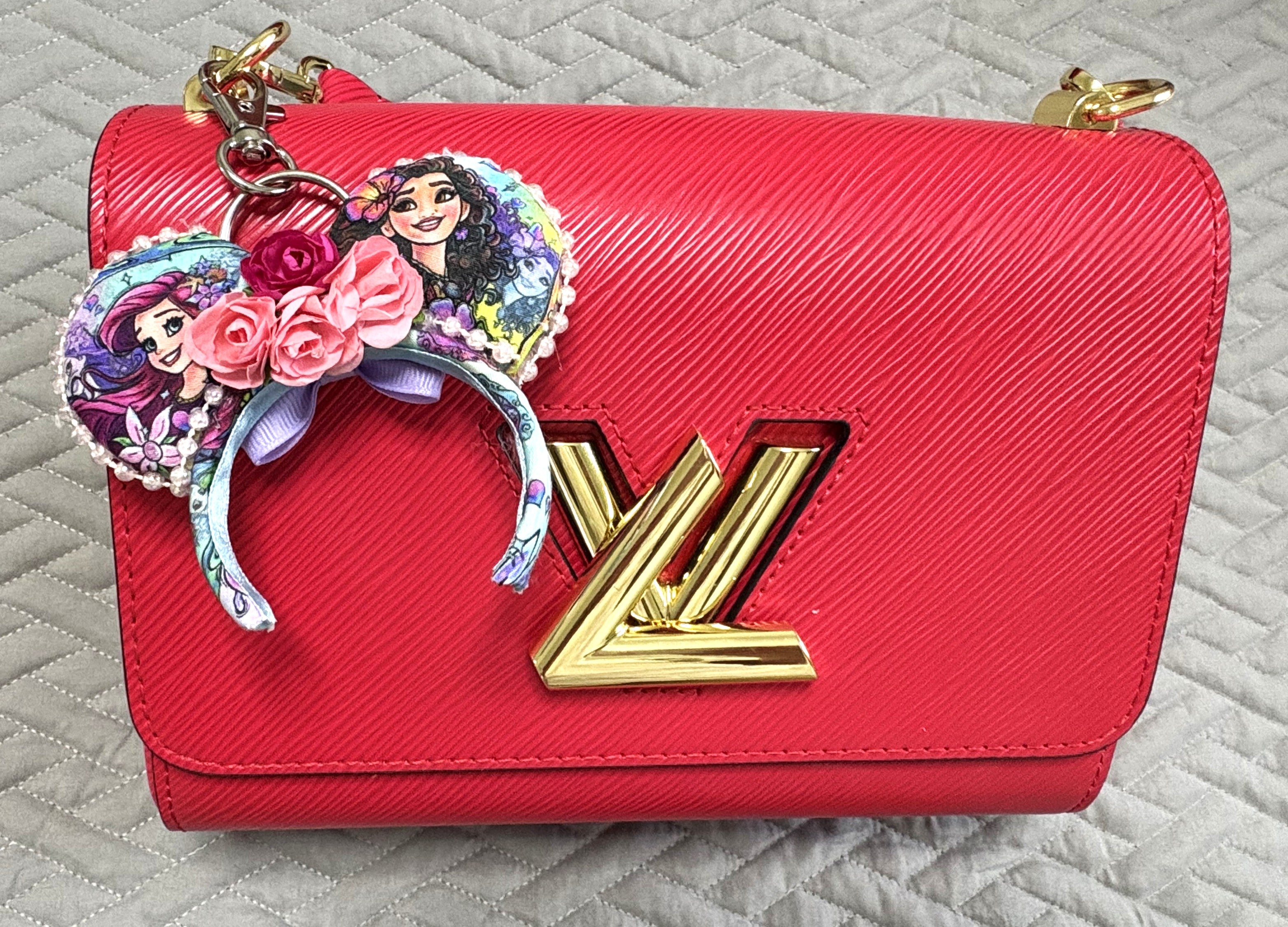 Isles & Oceans – Princess Duos Mini Ear Keychain & Bag